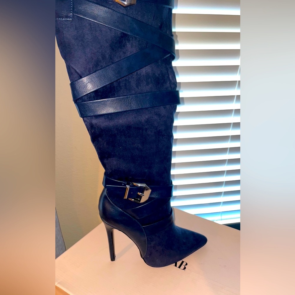 Heeled Knee Boot- Navy